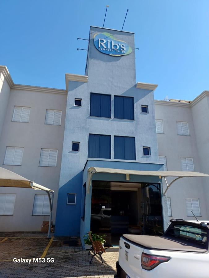 Ribs Hotel Piuí Eksteriør bilde